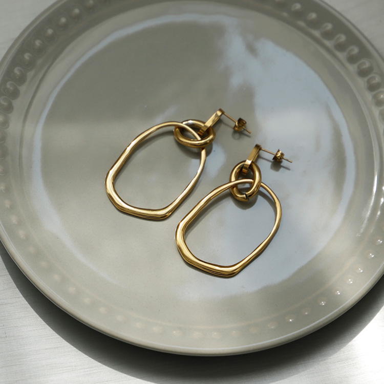 ＜卸＞【フープピアス】レディース シンプル 変形 楕円 大ぶり【nsa-30316z】